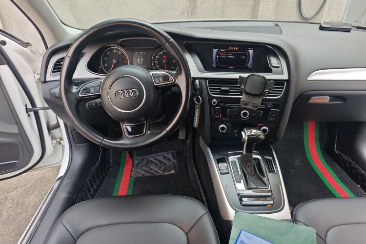 Used Audi A4L 2015 45 TFSI quattro Individual Sport Edition Steering Wheel