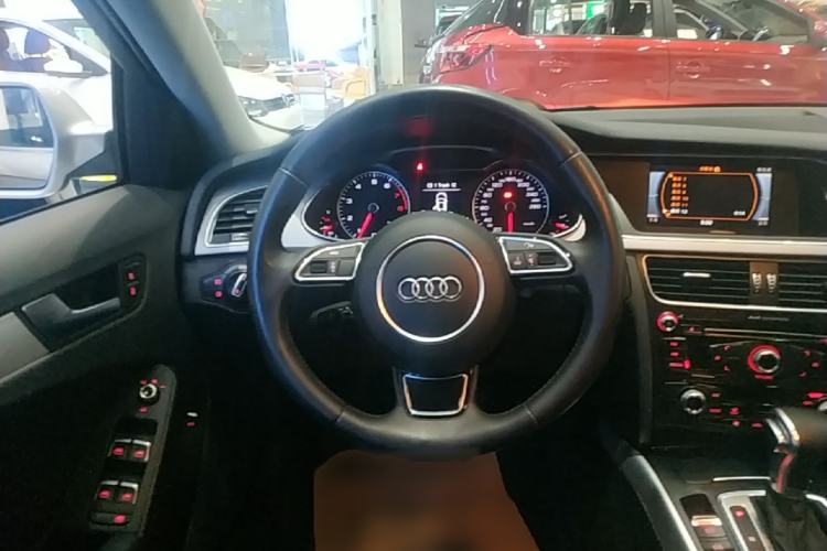 Used Audi A4L 2015 45 TFSI quattro Individual Sport Edition Steering Wheel