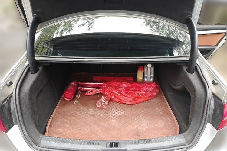 Used Audi A4L 2015 35 TFSI Automatic Standard Model Trunk