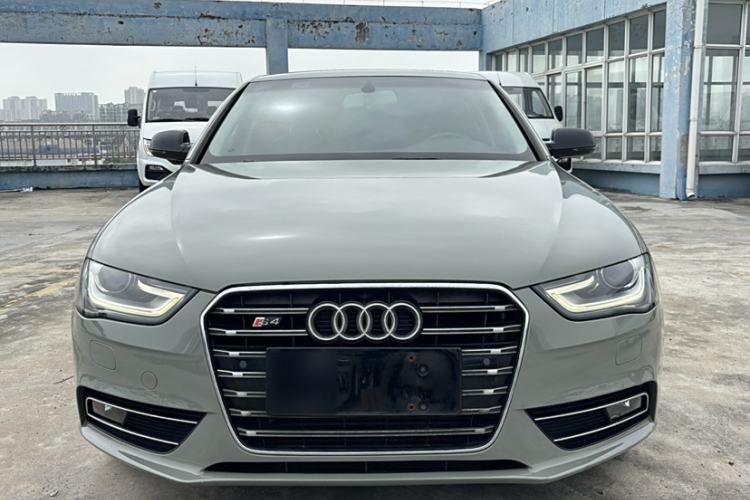 Used Audi A4L 2015 35 TFSI Automatic Standard Model Exterior 1