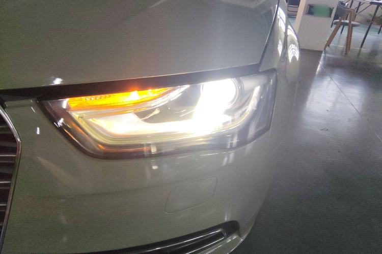 Used Audi A4L 2015 35 TFSI Automatic Standard Model Left Front Headlight