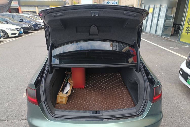 Used Audi A4L 2015 35 TFSI Automatic Standard Model Trunk