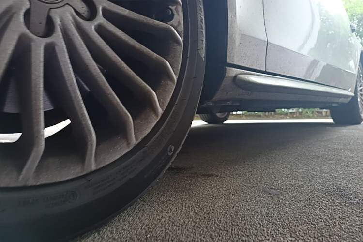 Used Audi A4L 2015 35 TFSI Automatic Comfort Model Chassis Front Left