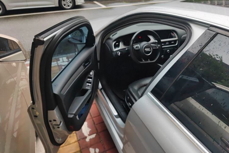 Used Audi A4L 2015 35 TFSI Automatic Standard Model Driver Seat