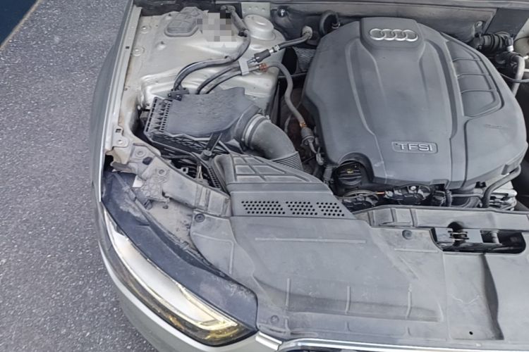 Used Audi A4L 2015 35 TFSI Automatic Comfort Model Engine Bay Right