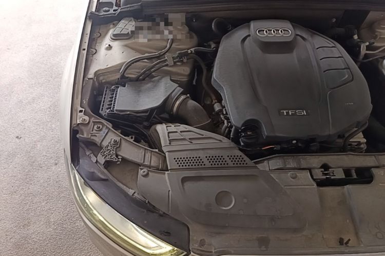 Used Audi A4L 2015 35 TFSI Automatic Comfort Model Engine Bay Right