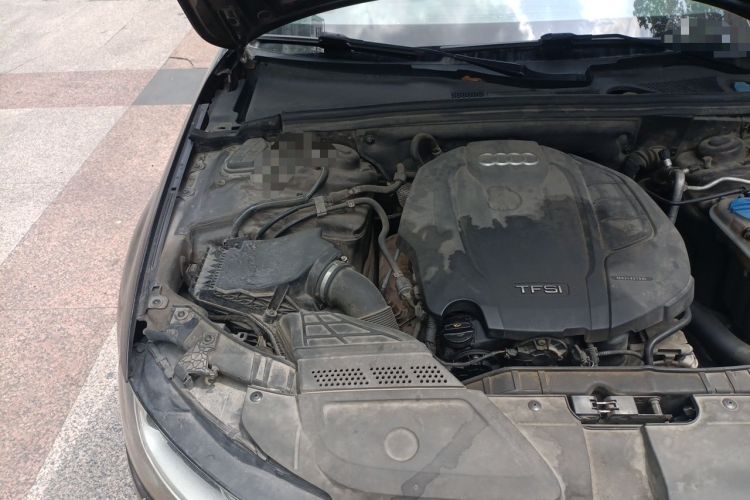 Used Audi A4L 2015 35 TFSI Automatic Comfort Model Engine Bay Right