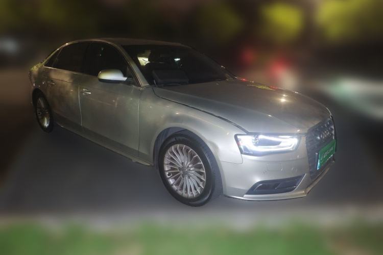 Used Audi A4L 2015 35 TFSI Automatic Comfort Model Front Right 45 Deg