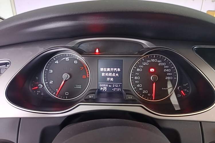 Used Audi A4L 2015 35 TFSI Automatic Comfort Model Instrument Cluster