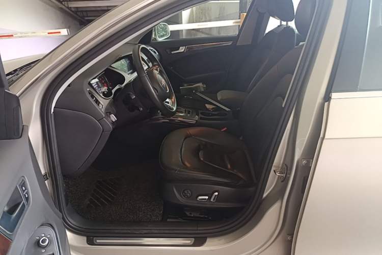 Used Audi A4L 2015 35 TFSI Automatic Comfort Model Left Front Seat