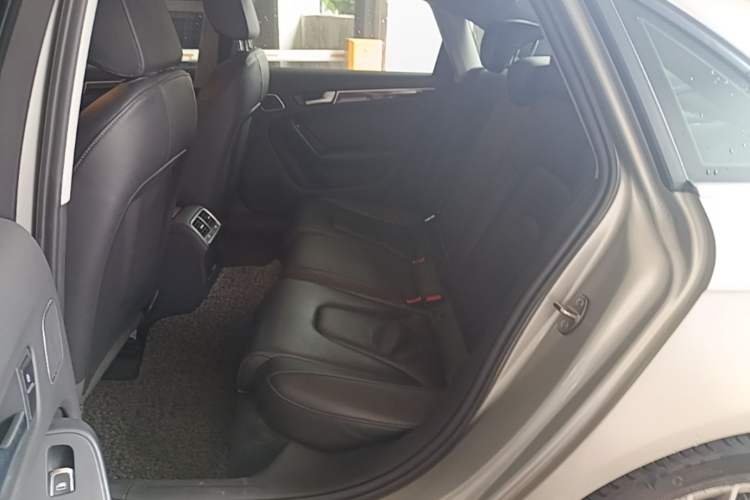 Used Audi A4L 2015 35 TFSI Automatic Comfort Model Left Rear Seat