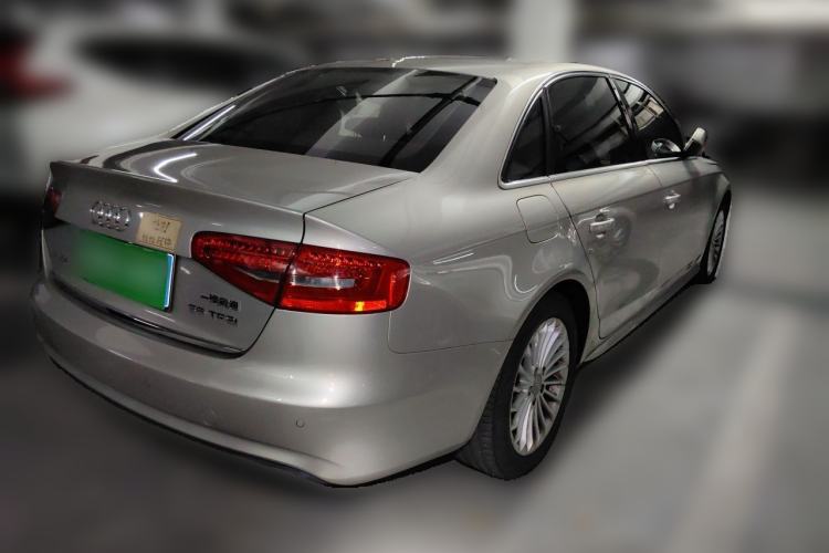 Used Audi A4L 2015 35 TFSI Automatic Luxury Edition Rear Right 45 Deg
