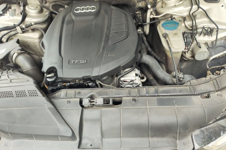 Used Audi A4L 2015 35 TFSI Automatic Comfort Model Engine Bay