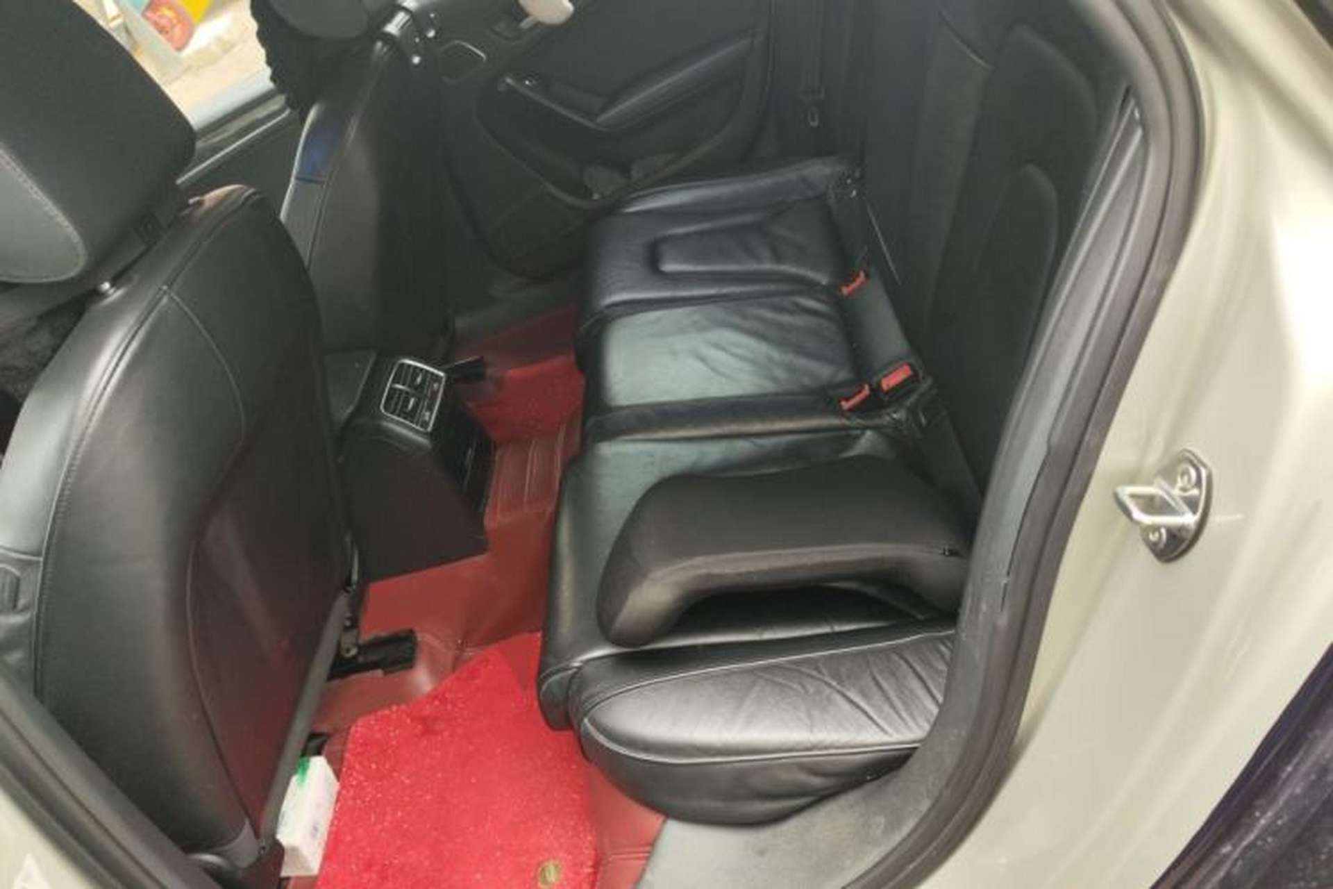 Used Audi A4L 2015 35 TFSI Automatic Comfort Model Left Rear Seat