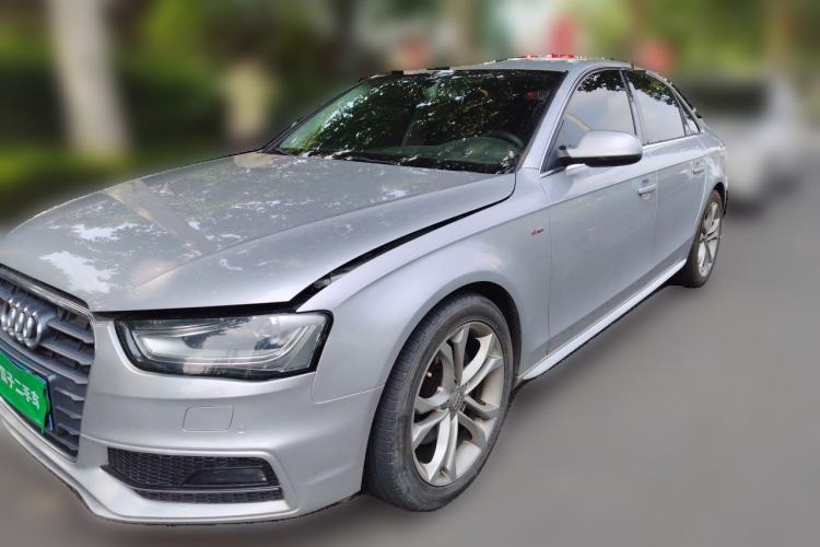 Gebrauchter Audi A4L 2015 45 TFSI quattro Individual Sport Edition Guazi used car, China used car export, Used car for sale, Used cars, Cheapest cars for sale