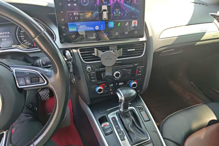 Used Audi A4L 2015 45 TFSI quattro Individual Sport Edition Audio And AC Panel