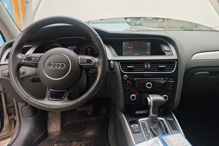 Used Audi A4L 2015 35 TFSI Millionth Anniversary Intelligent Edition Center Console