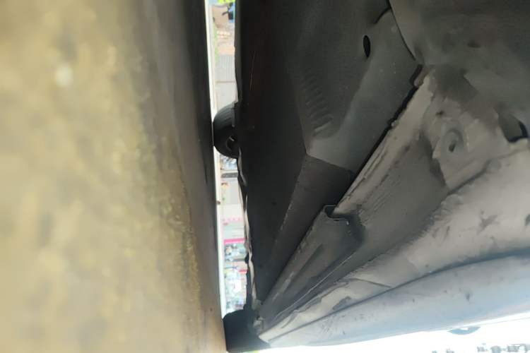 Used Audi A4L 2015 30 TFSI Automatic Comfort Model Chassis Front Left