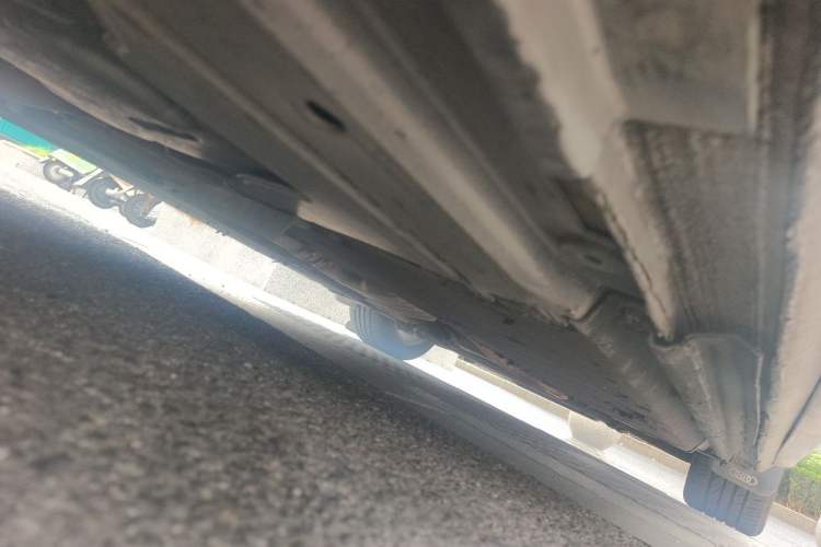 Used Audi A4L 2015 35 TFSI Automatic Comfort Model Chassis Front Left