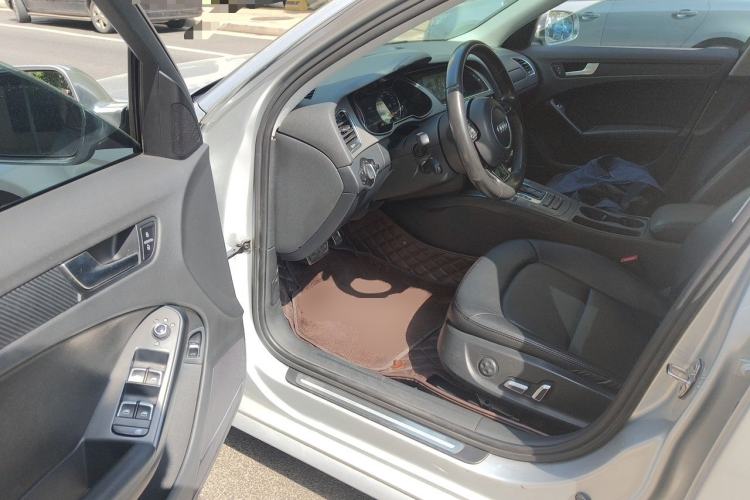 Used Audi A4L 2015 35 TFSI Automatic Standard Model Driver Seat