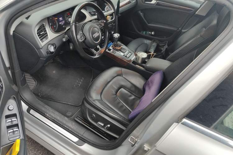 Used Audi A4L 2015 35 TFSI Automatic Comfort Model Driver Seat