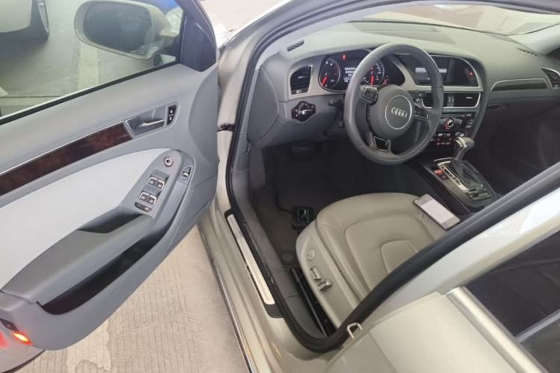 Used Audi A4L 2015 35 TFSI Automatic Comfort Model Driver Seat