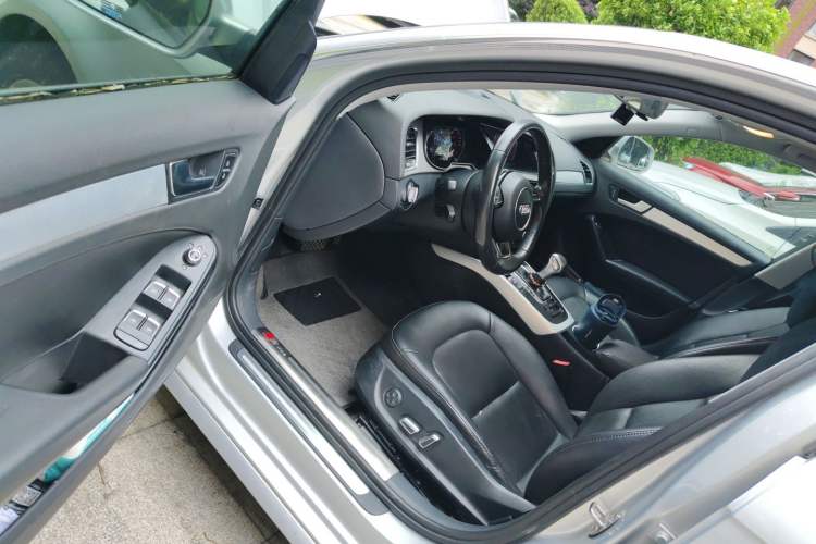 Used Audi A4L 2015 35 TFSI Automatic Standard Model Driver Seat