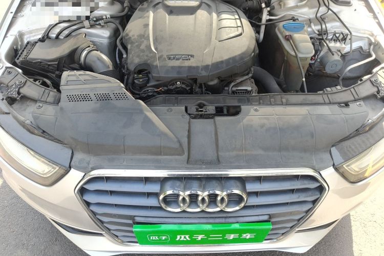 Used Audi A4L 2015 35 TFSI Automatic Standard Model Engine Bay