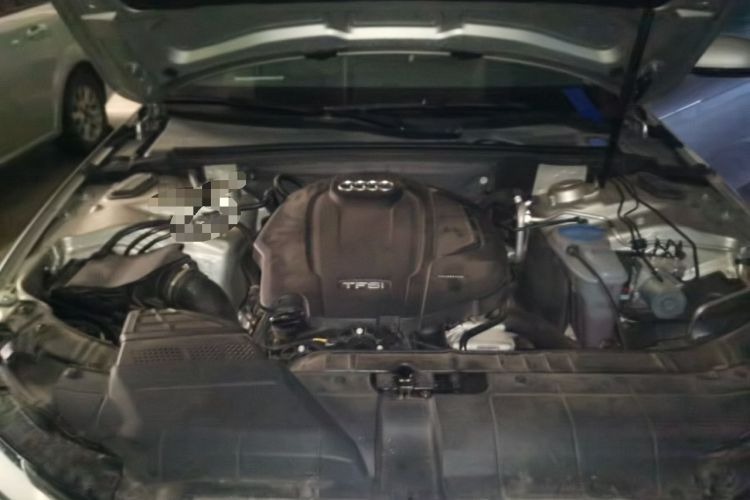 Used Audi A4L 2015 35 TFSI Automatic Comfort Model Engine Bay