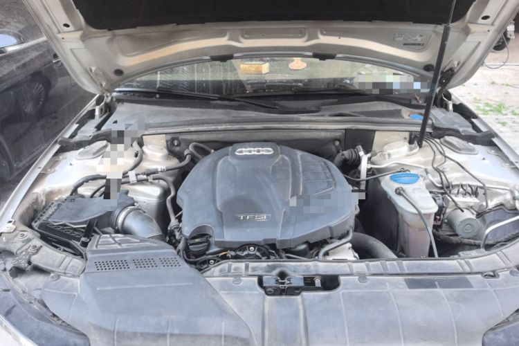 Used Audi A4L 2015 35 TFSI Automatic Comfort Model Engine Bay