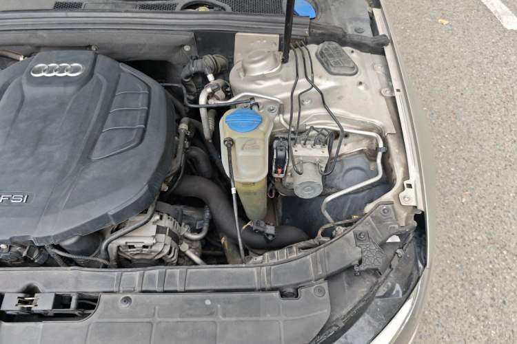 Used Audi A4L 2015 35 TFSI Automatic Standard Model Engine Bay Left