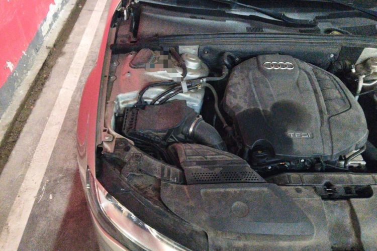 Used Audi A4L 2015 35 TFSI Automatic Standard Model Engine Bay Right