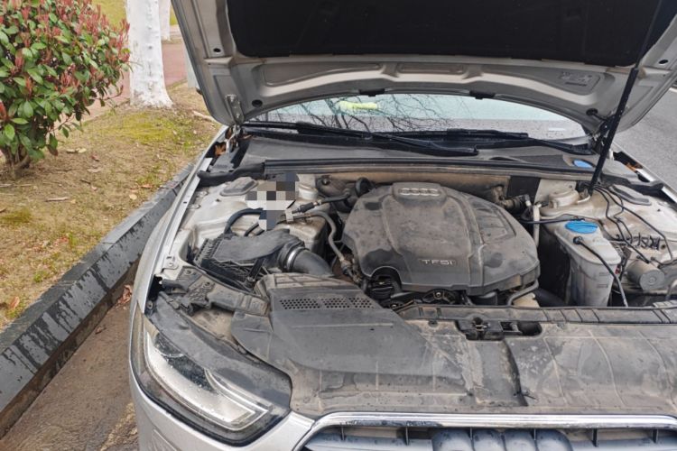 Used Audi A4L 2015 35 TFSI Automatic Standard Model Engine Bay Right
