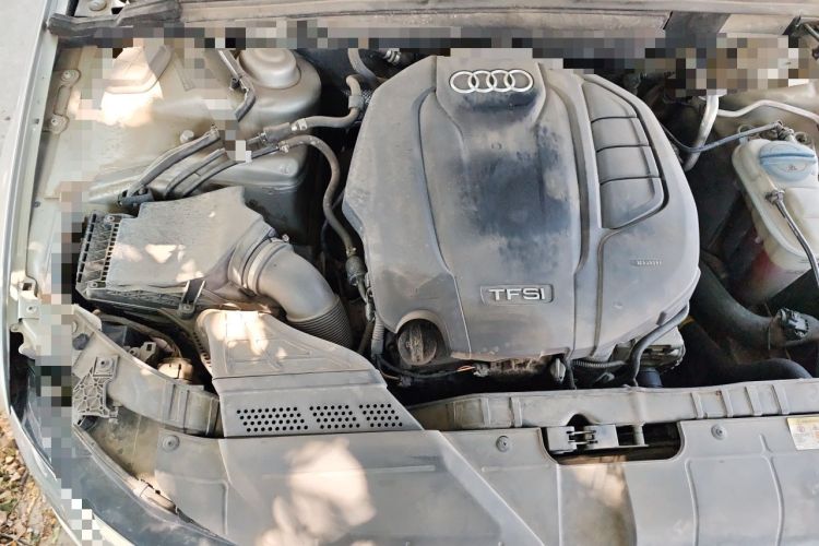 Used Audi A4L 2015 35 TFSI Automatic Standard Model Engine Bay Right