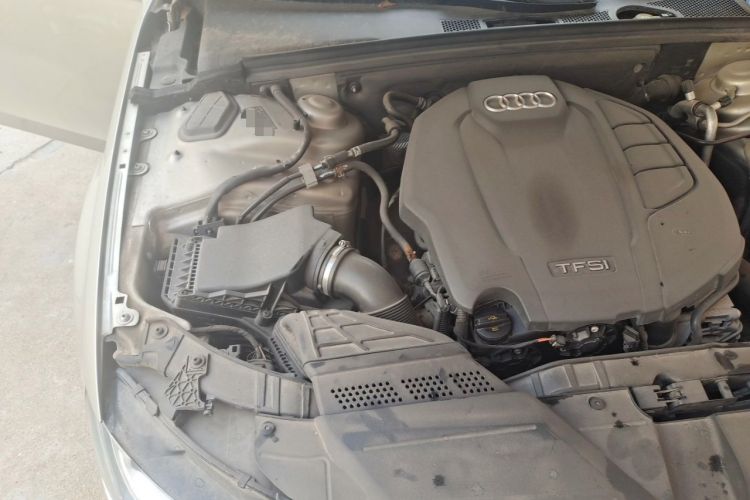Used Audi A4L 2015 35 TFSI Automatic Comfort Model Engine Bay Right