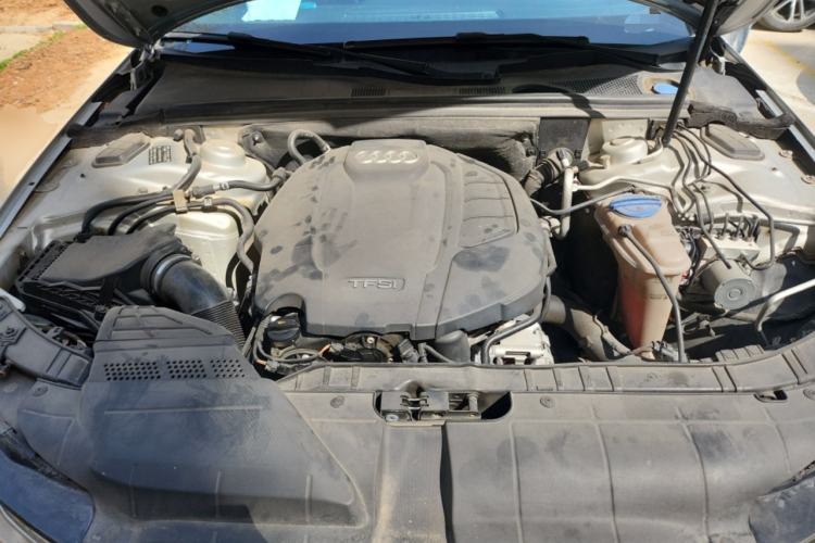 Used Audi A4L 2015 35 TFSI Automatic Comfort Model Engine Bay