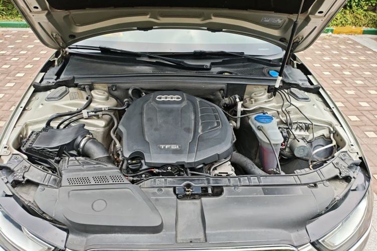 Used Audi A4L 2015 35 TFSI Automatic Comfort Model Engine Bay