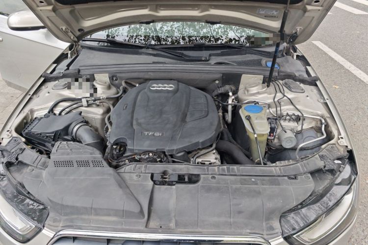Used Audi A4L 2015 35 TFSI Automatic Standard Model Engine Bay