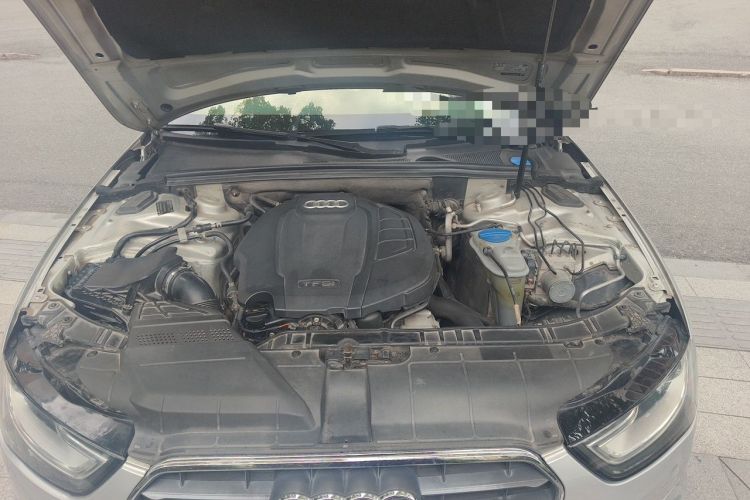 Used Audi A4L 2015 35 TFSI Automatic Comfort Model Engine Bay