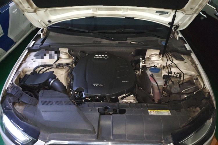 Used Audi A4L 2015 35 TFSI Automatic Comfort Model Engine Bay