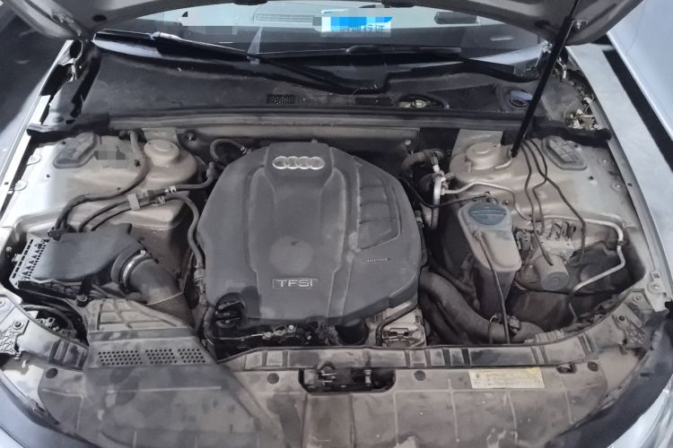 Used Audi A4L 2015 35 TFSI Automatic Comfort Model Engine Bay