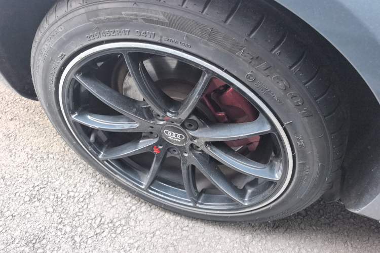 Used Audi A4L 2015 35 TFSI Automatic Comfort Model Exterior 5