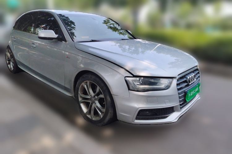 Used Audi A4L 2015 45 TFSI quattro Individual Sport Edition Front Right 45 Deg