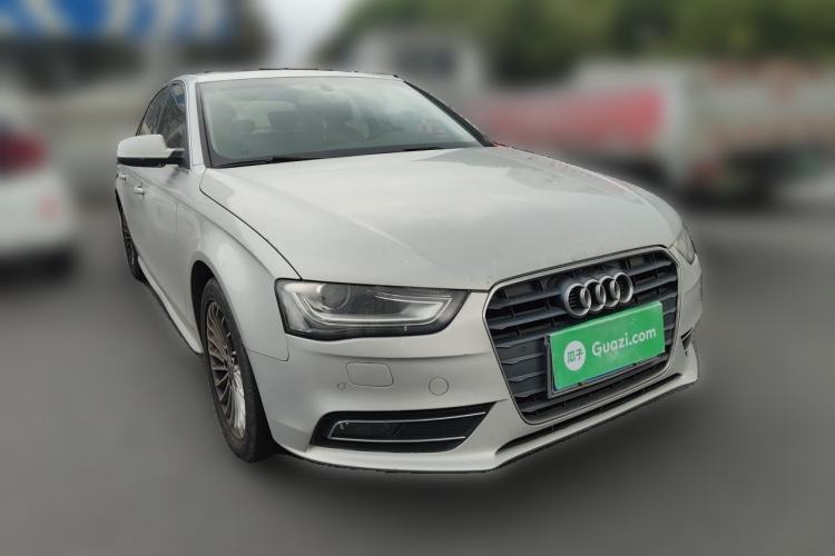Used Audi A4L 2015 35 TFSI Automatic Comfort Model Front Right 45 Deg