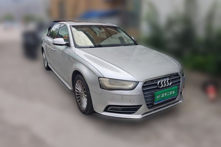 Used Audi A4L 2015 35 TFSI Automatic Comfort Model Front Right 45 Deg