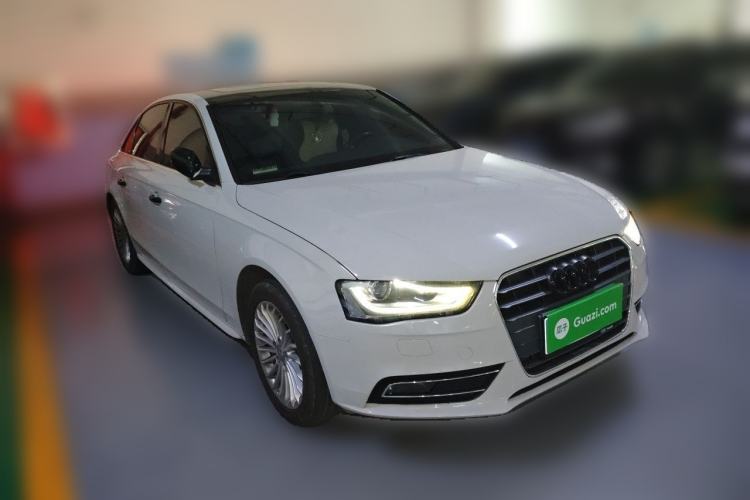 Used Audi A4L 2015 35 TFSI Automatic Comfort Model Front Right 45 Deg