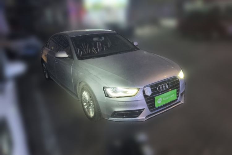 Used Audi A4L 2015 35 TFSI Automatic Luxury Edition Front Right 45 Deg