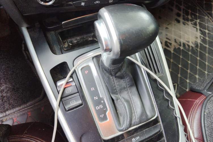 Used Audi A4L 2015 45 TFSI quattro Individual Sport Edition Gear Lever