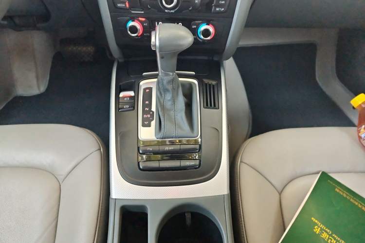 Used Audi A4L 2015 35 TFSI Automatic Standard Model Gear Lever