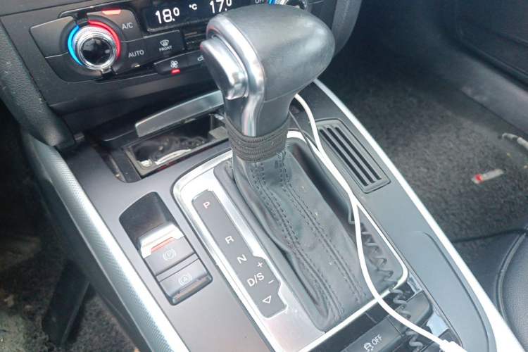 Used Audi A4L 2015 45 TFSI quattro Individual Sport Edition Gear Lever